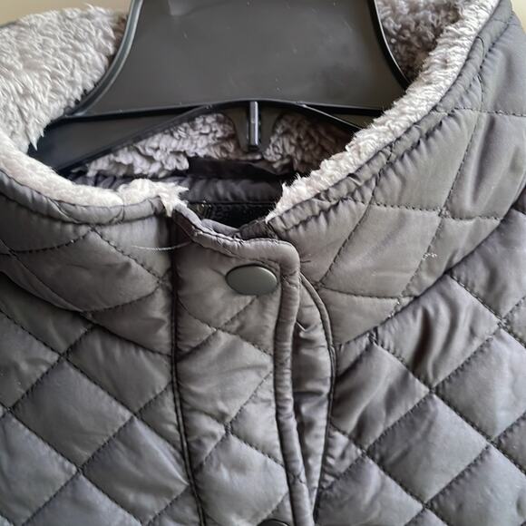 Steve Madden Women's Black Grey Quilted Fleece Snap-Up  Jacket  NWT Medium - Picture 6 of 10